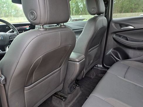 Used 2024 Buick Encore GX Preferred image 22