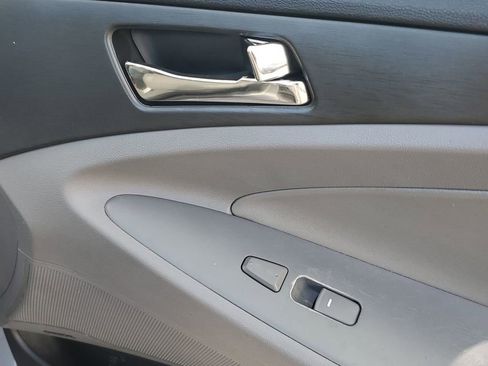 Used 2012 Hyundai Sonata SE w/ Navigation & Sunroof Pkg image 44