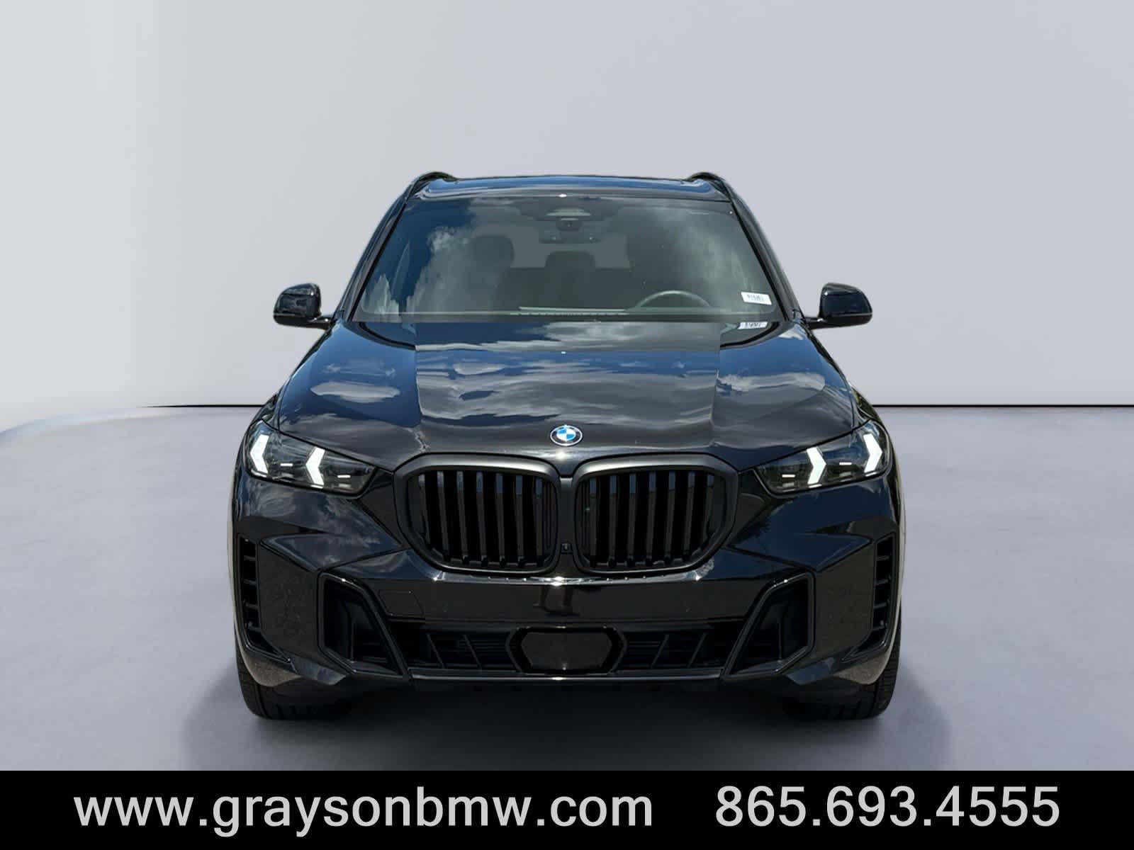 Used 2026 BMW X5 xDrive40i w/ M Sport Package AWD/4WD image 8