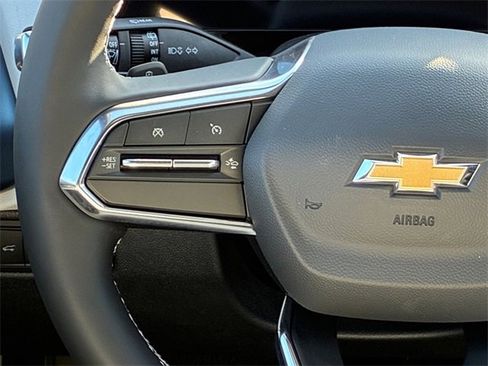 New 2026 Chevrolet Equinox EV LT w/ Convenience Package II image 22