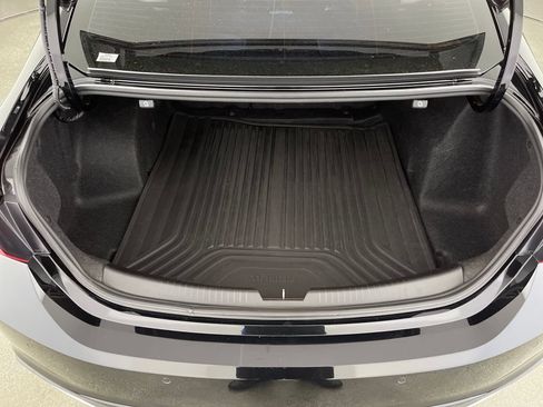 Used 2022 Chevrolet Malibu Premier FWD image 10