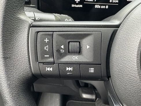 Certified 2025 Nissan Kicks SV image 25