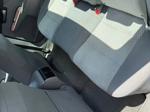 Used 2012 Toyota Camry XLE FWD image 11
