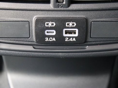 Used 2026 Subaru Outback Premium image 20