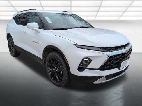 New 2026 Chevrolet Blazer LT w/ LPO, Floor Liner Package FWD image 1