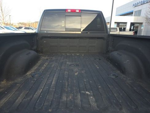 Used 2019 RAM 3500 Big Horn image 4