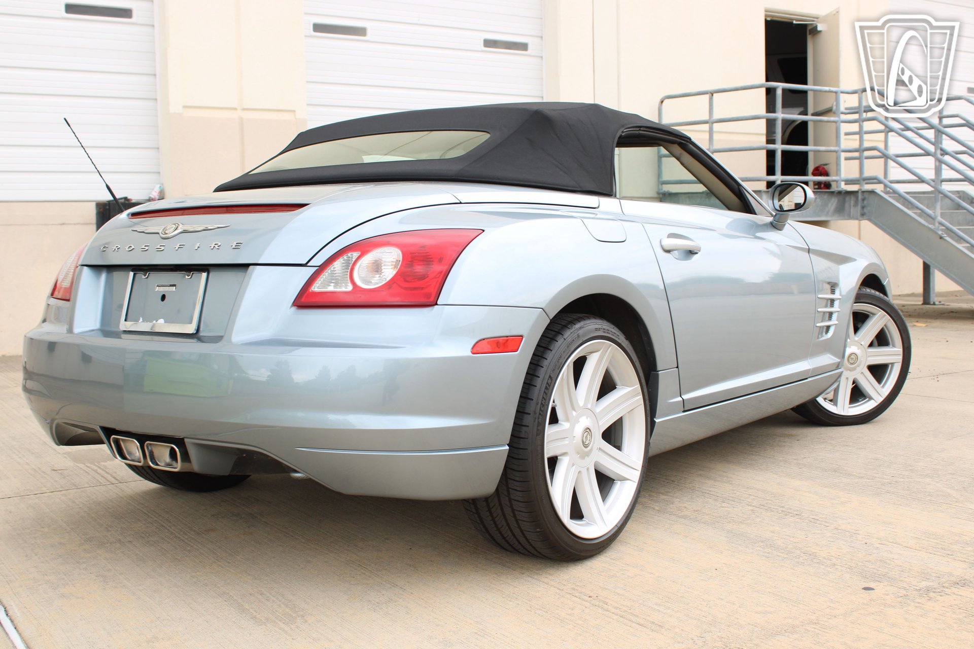 Used 2005 Chrysler Crossfire Limited RWD image 23