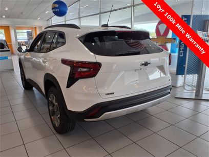 New 2025 Chevrolet Trax LT w/ Driver Confidence Package