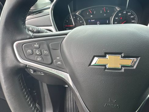 Used 2022 Chevrolet Equinox LT FWD image 25