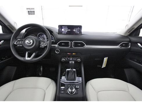 New 2025 MAZDA CX-5 AWD 2.5 S w/ Preferred Package image 9