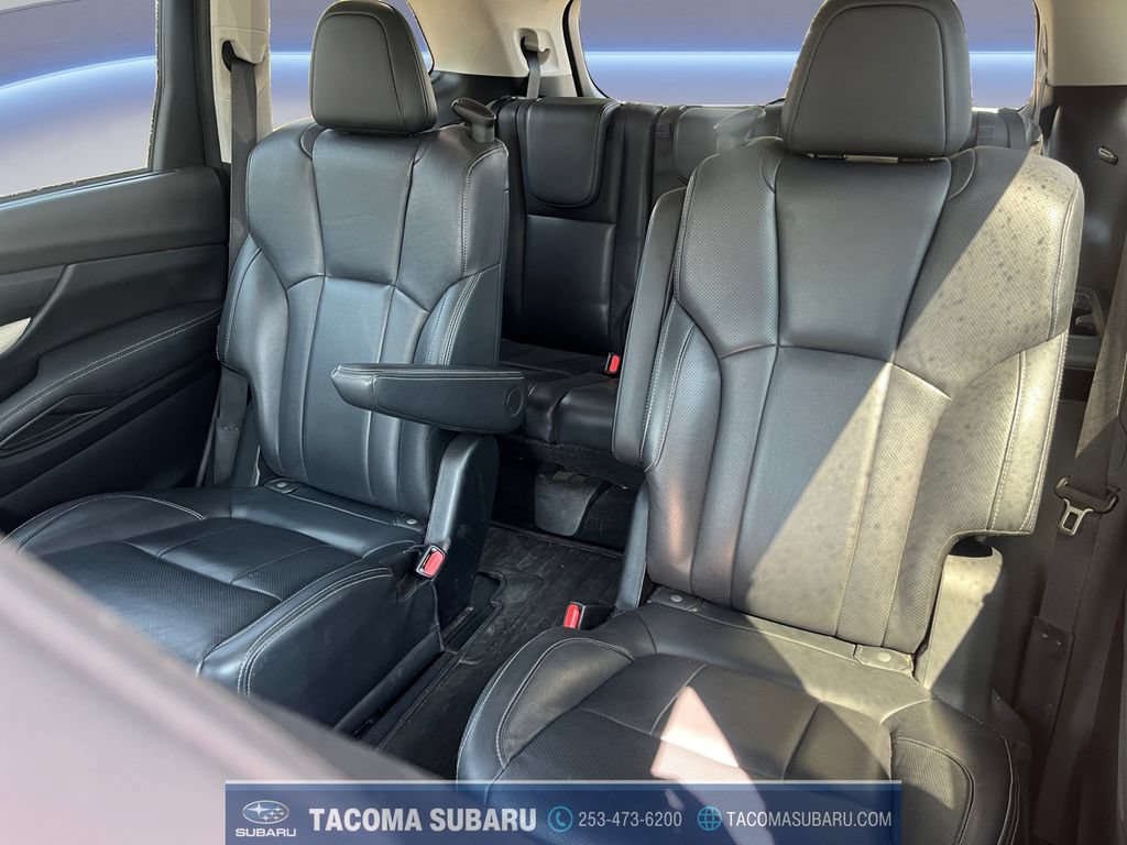 Used 2020 Subaru Ascent Limited w/ Technology Package AWD/4WD image 16