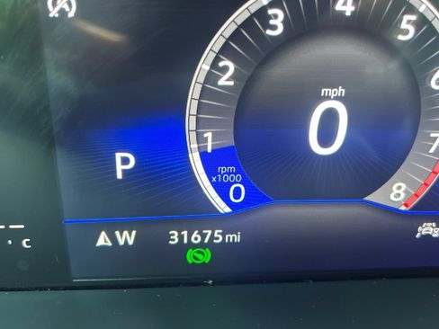 Used 2023 Volkswagen Taos SE w/ Panoramic Sunroof Package AWD/4WD image 21