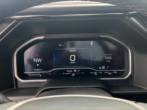 Used 2024 GMC Sierra 1500 AT4 w/ Technology Package image 22