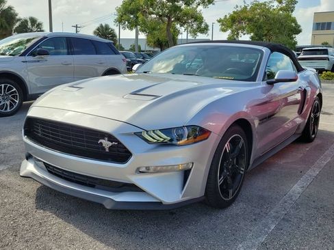 Used 2019 Ford Mustang GT Premium w/ Equipment Group 401A RWD image 7