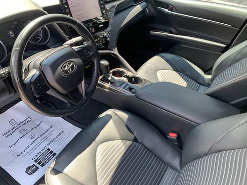 Used 2022 Toyota Camry SE w/ Cold Weather Package AWD/4WD image 11