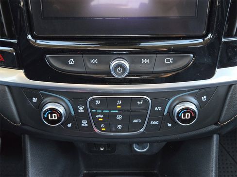 Used 2019 Chevrolet Traverse Premier w/ Driver Confidence II Package image 14