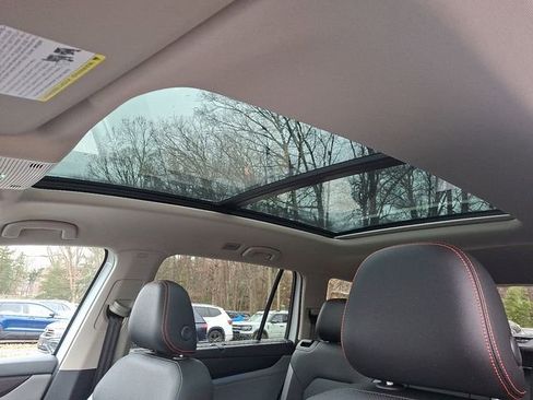 Certified 2025 Volkswagen Atlas Peak Edition SE image 21