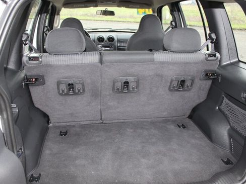 Used 2004 Jeep Liberty Sport w/ PWR Convenience Group AWD/4WD image 15