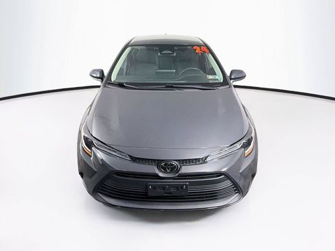 Used 2024 Toyota Corolla LE FWD image 13