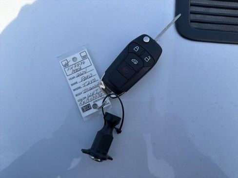 New 2024 Ford Transit 250 148 Medium Roof RWD image 25