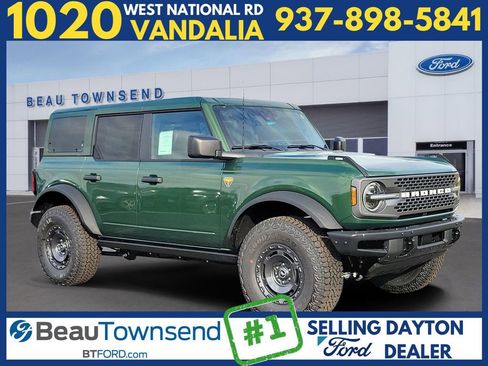 New 2025 Ford Bronco Badlands w/ Sasquatch Package image 1