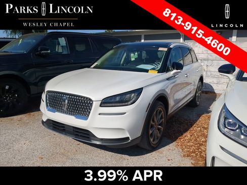 Used 2022 Lincoln Corsair FWD w/ Premium Package image 5