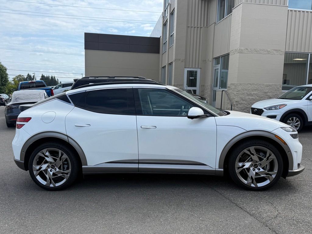 Used 2023 Genesis GV60 Performance AWD/4WD image 3