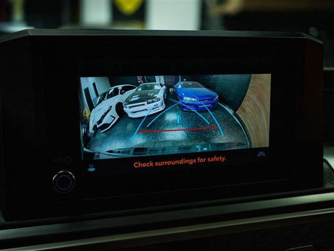 Used 2025 Toyota Tacoma TRD Off-Road image 19