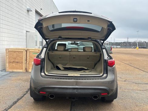 Used 2014 INFINITI QX70 AWD w/ Premium Package image 27