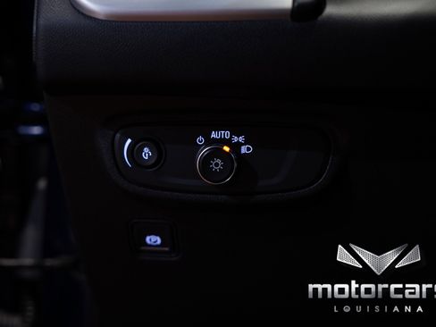 Used 2023 GMC Terrain SLE w/ Driver Convenience Package image 36