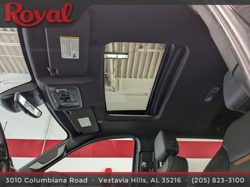 Used 2024 GMC Sierra 2500 AT4 w/ AT4 Premium Plus Package image 24