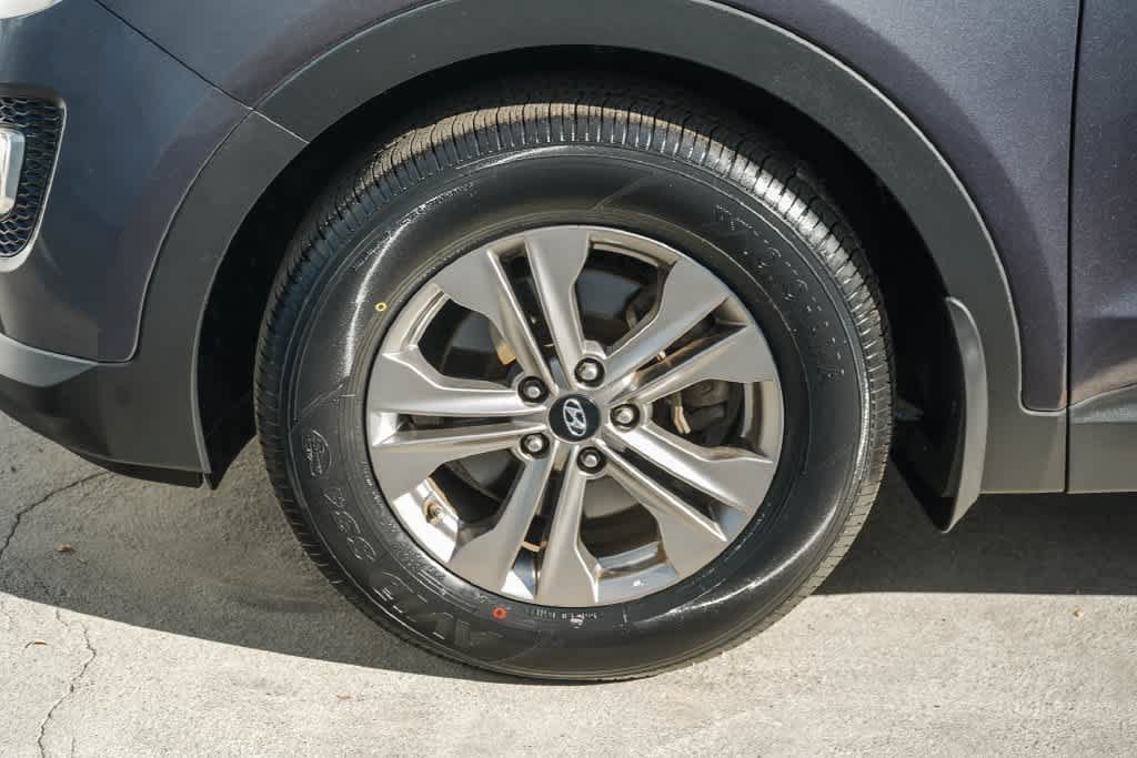 Used 2015 Hyundai Santa Fe Sport w/ Option Group 03 FWD image 10