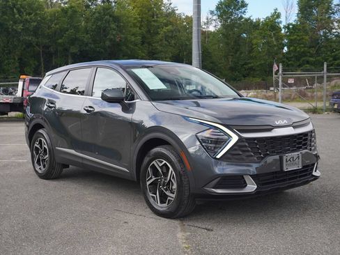 Used 2024 Kia Sportage LX AWD/4WD image 43