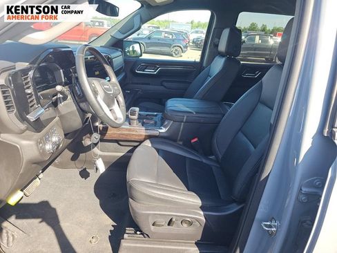 Used 2024 GMC Sierra 1500 Elevation w/ Elevation Premium Package AWD/4WD image 5