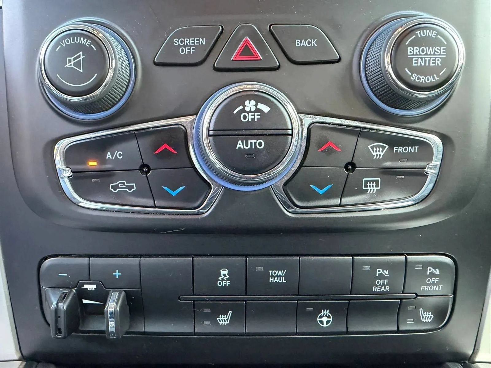 Used 2015 RAM 1500 Big Horn AWD/4WD image 19