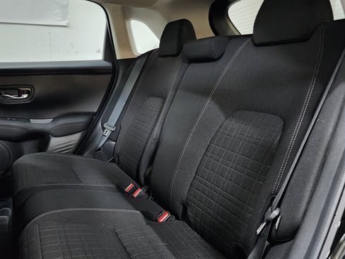 Used 2024 Honda HR-V LX image 17