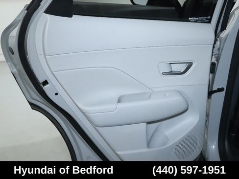 Used 2024 Hyundai Kona Limited AWD/4WD image 14