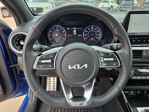 Used 2024 Kia Forte GT-Line w/ GT-Line Premium Package FWD image 16