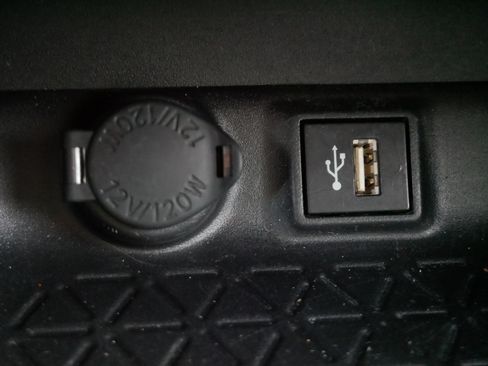 Certified 2025 Toyota RAV4 XLE AWD/4WD image 29