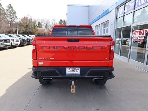 Used 2020 Chevrolet Silverado 1500 LT Trail Boss image 9