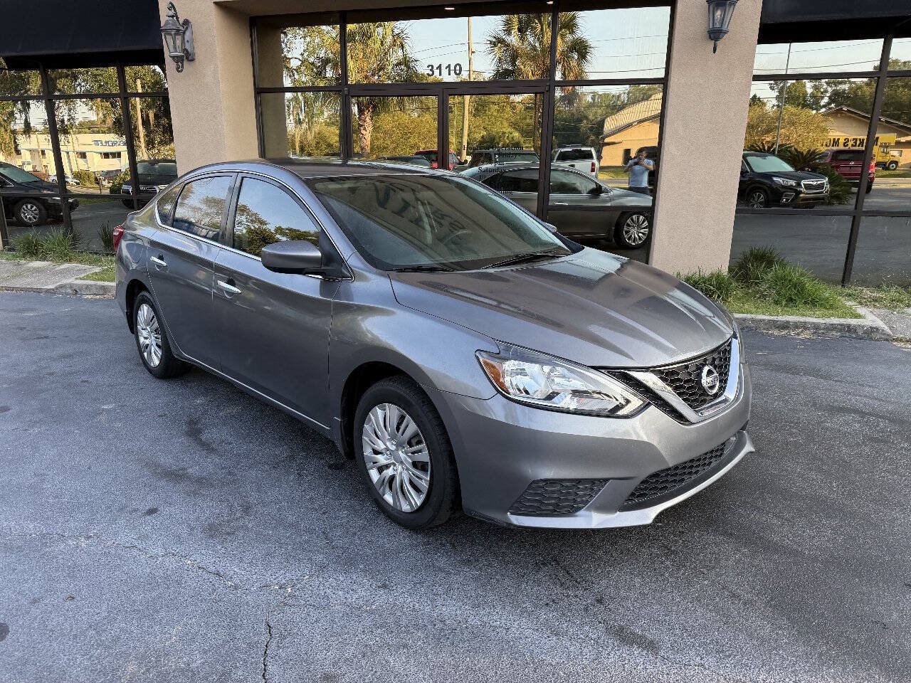 Used 2018 Nissan Sentra S FWD image 3