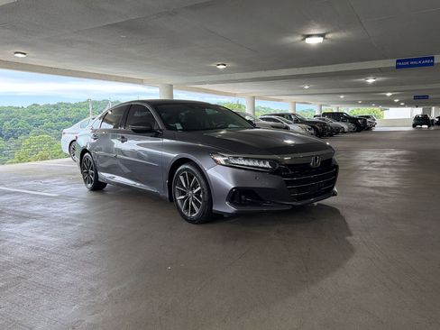 Used 2021 Honda Accord EX-L image 5