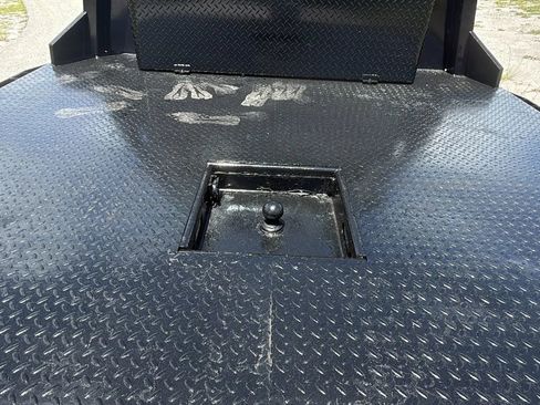 Used 2019 Ford F350 XL w/ Power Equipment Group image 18