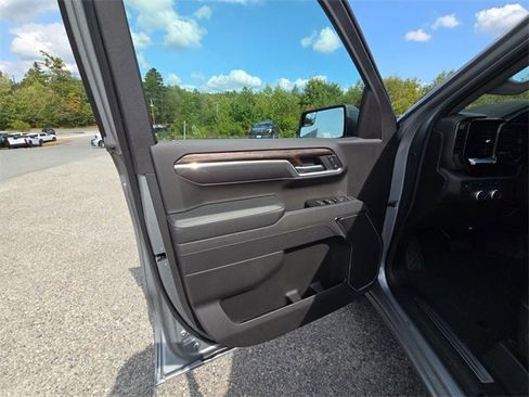 New 2026 GMC Sierra 1500 Elevation image 23