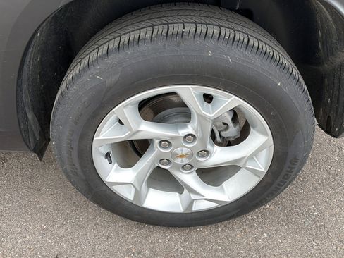 Used 2024 Chevrolet Trax LS w/ LS Convenience Package image 7