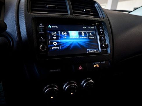 Used 2024 Mitsubishi Outlander Sport AWD image 38