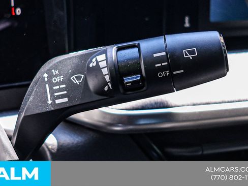 Used 2025 Nissan Kicks SV FWD image 25