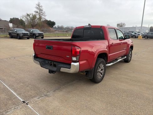 Used 2019 Toyota Tacoma 2WD Double Cab image 4