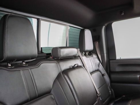 Used 2021 Chevrolet Silverado 2500 High Country w/ Z71 Off-Road Package AWD/4WD image 32