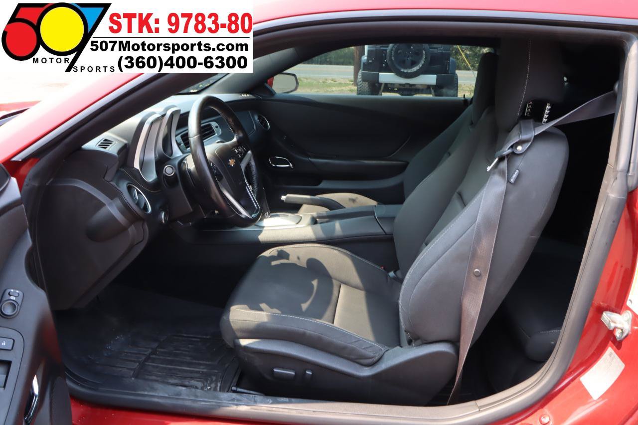 Used 2015 Chevrolet Camaro LT RWD image 12